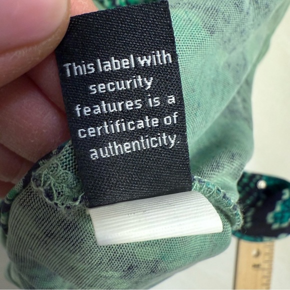 Diane Von Furstenberg Silk Snake Print Sleeveless Dress Size 10 - Picture 9 of 10